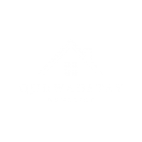 qudwahstay white logo